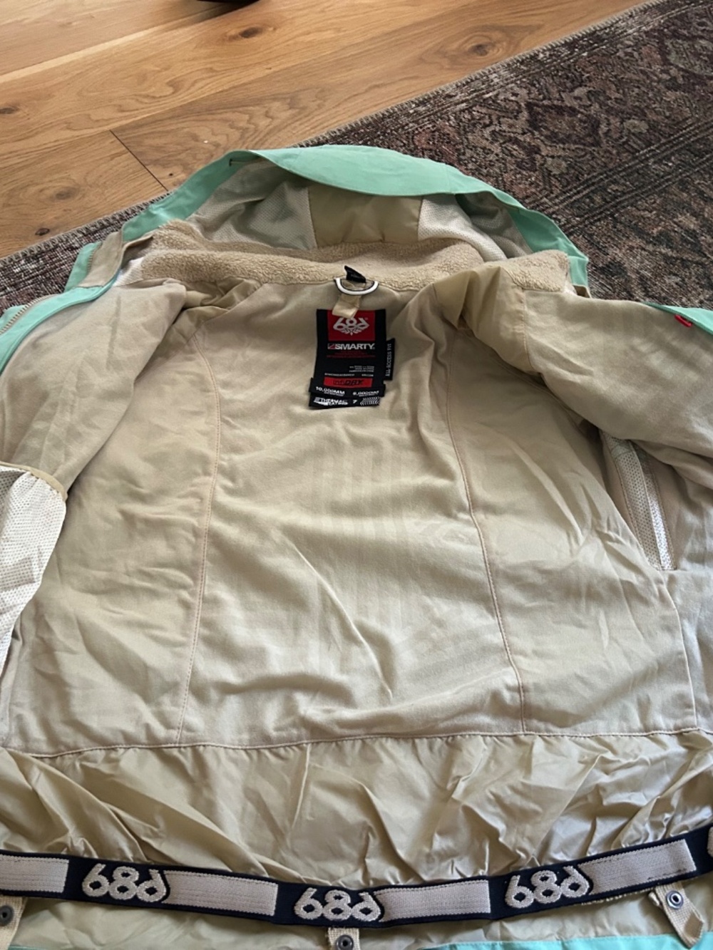 Ski Jacket - Picture 3 of 5